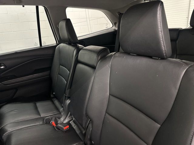Thumbnail: 2018 Honda Pilot - 20