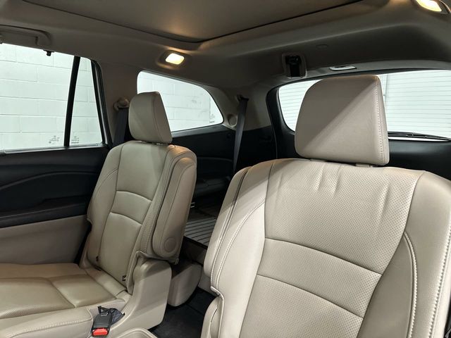 Thumbnail: 2020 Honda Pilot - 9