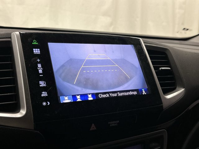 Thumbnail: 2016 Honda Pilot - 28