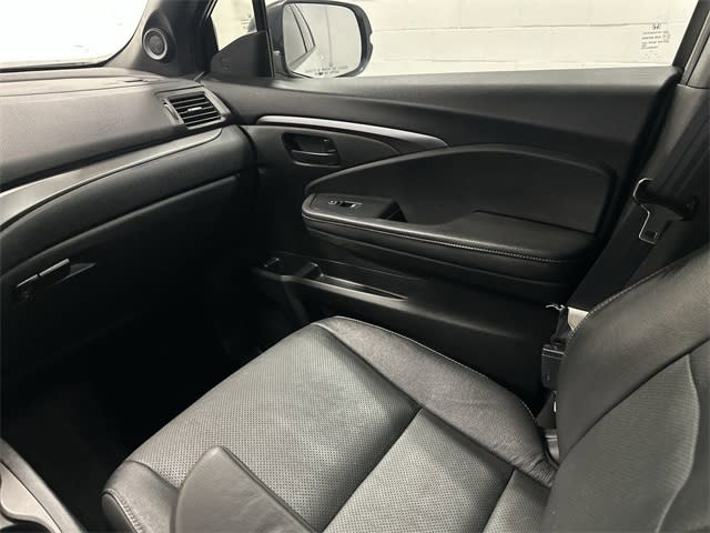 Thumbnail: 2022 Honda Passport - 20