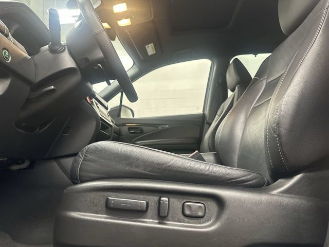 Thumbnail: 2023 Honda Passport - 31