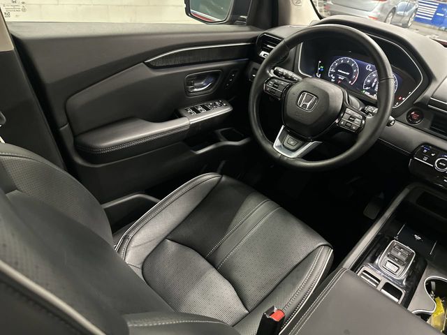 Thumbnail: 2023 Honda Pilot - 2