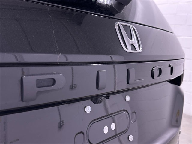 2023 Honda Pilot Touring 33