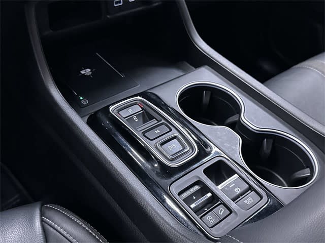 2023 Honda Pilot Touring 10