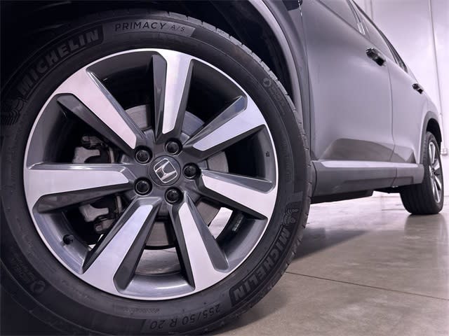 2023 Honda Pilot Touring 4