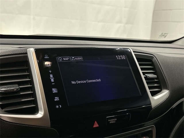 Thumbnail: 2017 Honda Ridgeline - 11