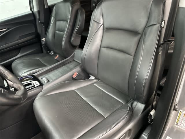 Thumbnail: 2017 Honda Ridgeline - 8