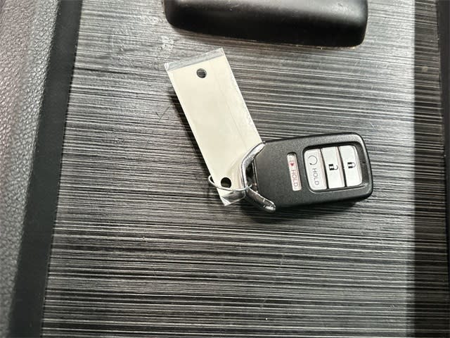 Thumbnail: 2017 Honda Ridgeline - 33