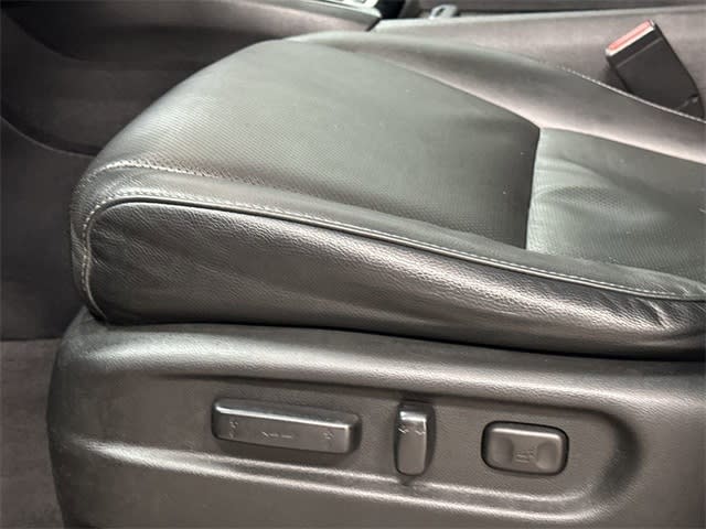 Thumbnail: 2017 Honda Ridgeline - 30