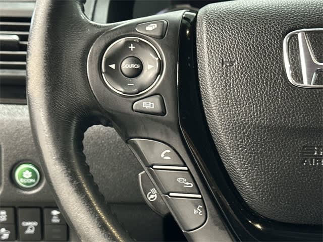 Thumbnail: 2017 Honda Ridgeline - 22