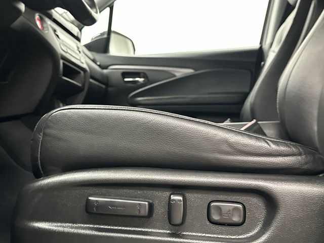 Thumbnail: 2023 Honda Ridgeline - 30