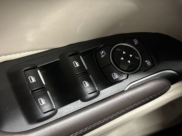 Thumbnail: 2019 Lincoln MKC - 24