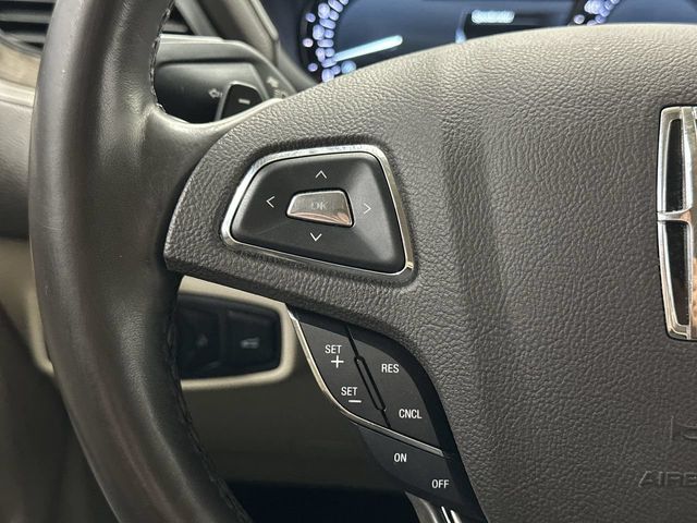 Thumbnail: 2019 Lincoln MKC - 21
