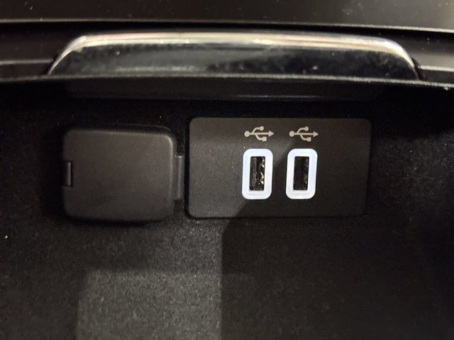 Thumbnail: 2019 Lincoln MKC - 29