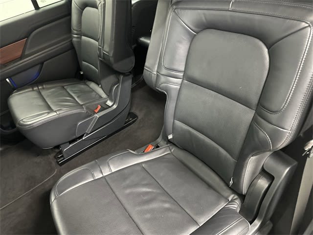 Thumbnail: 2024 Lincoln Navigator - 8