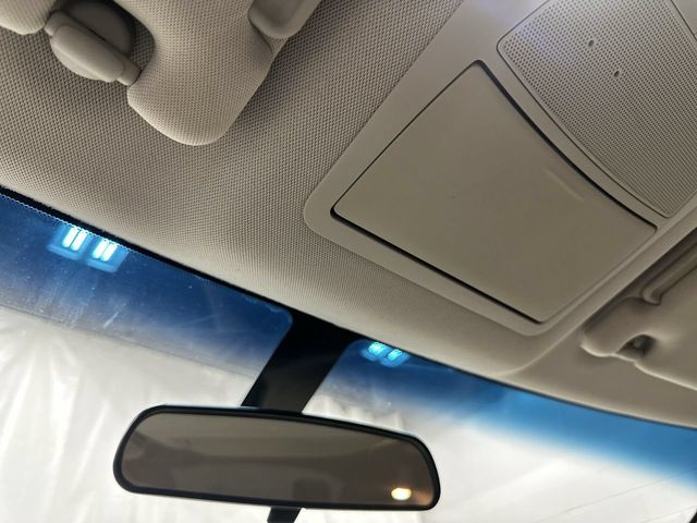 Thumbnail: 2015 Nissan Pathfinder - 27