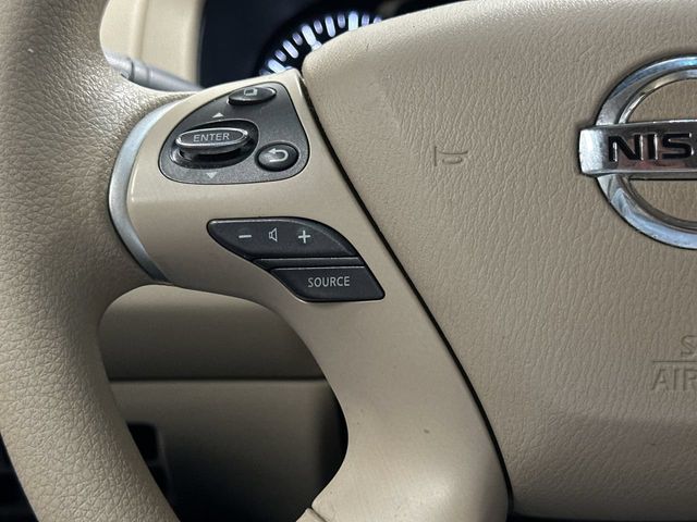 Thumbnail: 2015 Nissan Pathfinder - 23