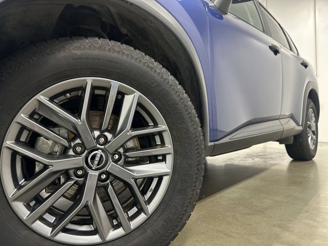 Thumbnail: 2023 Nissan Rogue - 5