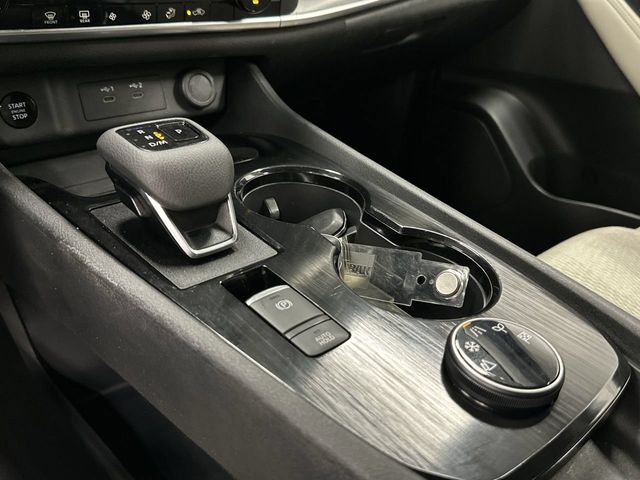 Thumbnail: 2024 Nissan Rogue - 9