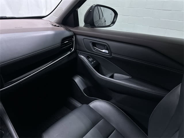 2022 Nissan Rogue SL 20