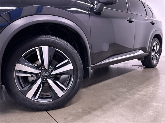 2022 Nissan Rogue SL 5
