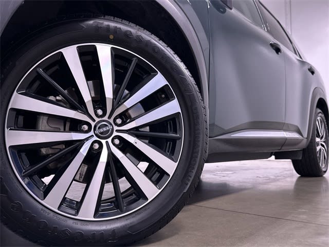 2023 Nissan Pathfinder Platinum 5
