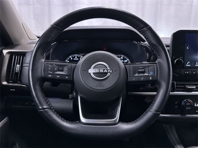 2023 Nissan Pathfinder Platinum 9