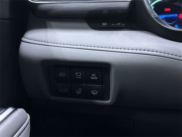 2021 Toyota Highlander Platinum 25