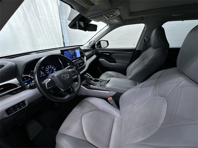2021 Toyota Highlander Platinum 10