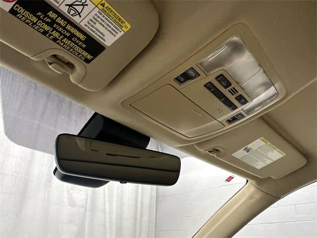 Thumbnail: 2017 Toyota Highlander - 26