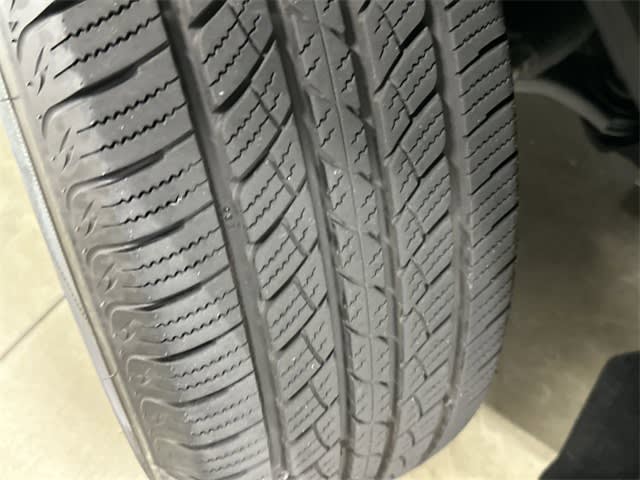 Thumbnail: 2023 Toyota Highlander - 31