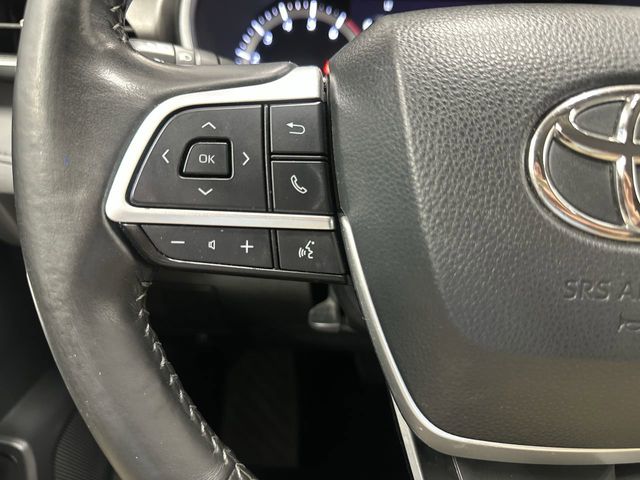 Thumbnail: 2023 Toyota Highlander - 23