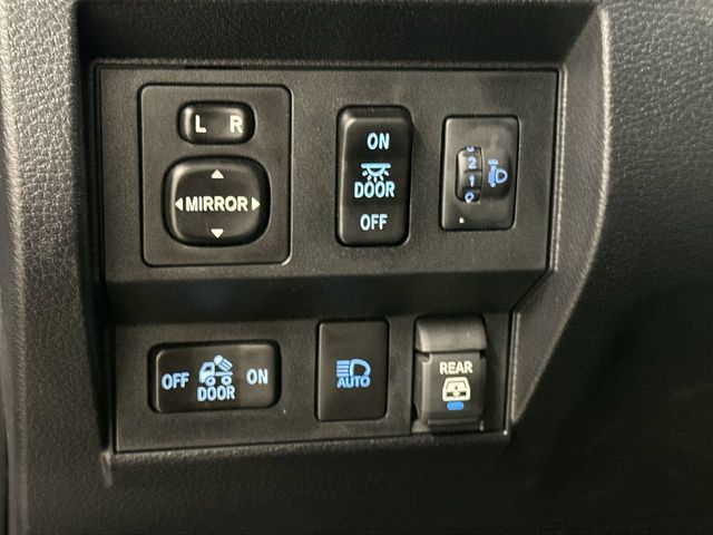 Thumbnail: 2021 Toyota Tundra - 24