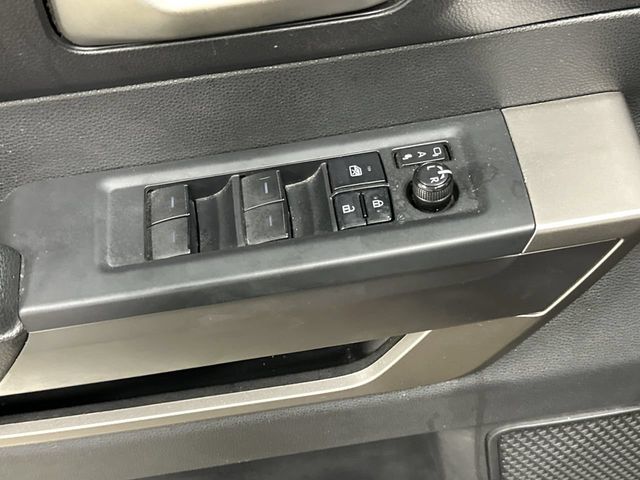 Thumbnail: 2022 Toyota Tundra - 25