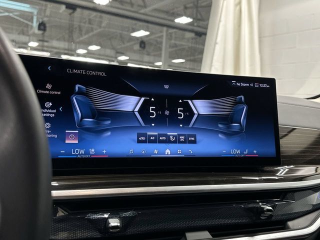Thumbnail: 2026 BMW X7 - 10