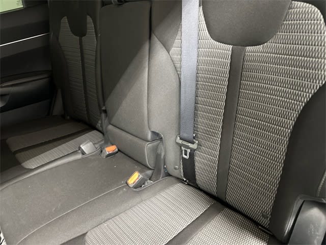 Thumbnail: 2023 Kia Sorento - 8