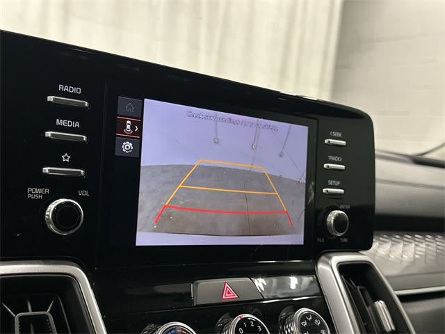 Thumbnail: 2023 Kia Sorento - 29