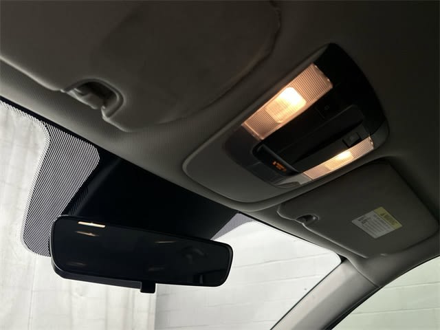 Thumbnail: 2023 Kia Sorento - 28