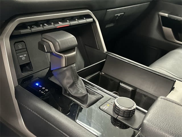 Thumbnail: 2024 Toyota Sequoia - 11