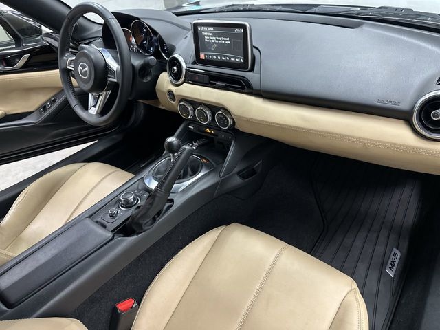 Thumbnail: 2017 Mazda MX-5 Miata - 6