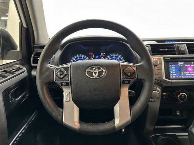 Thumbnail: 2019 Toyota 4Runner - 10