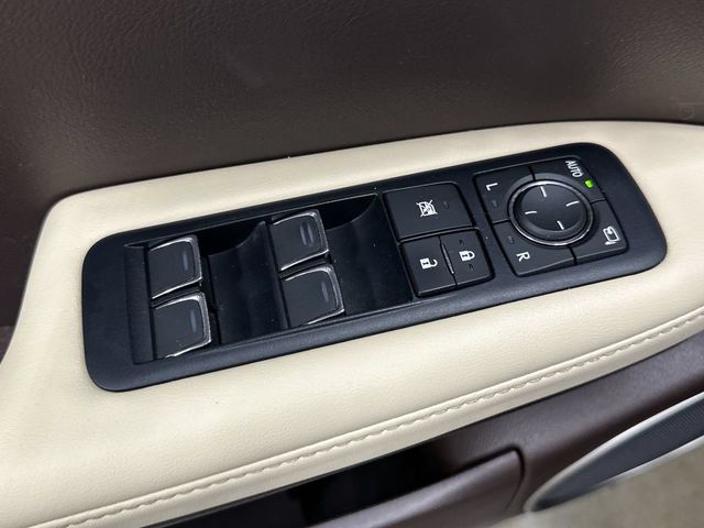 Thumbnail: 2018 Lexus RX - 25
