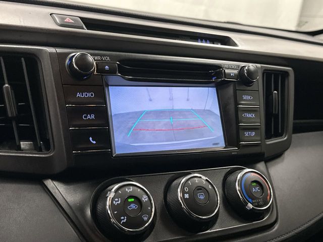 Thumbnail: 2018 Toyota RAV4 - 27