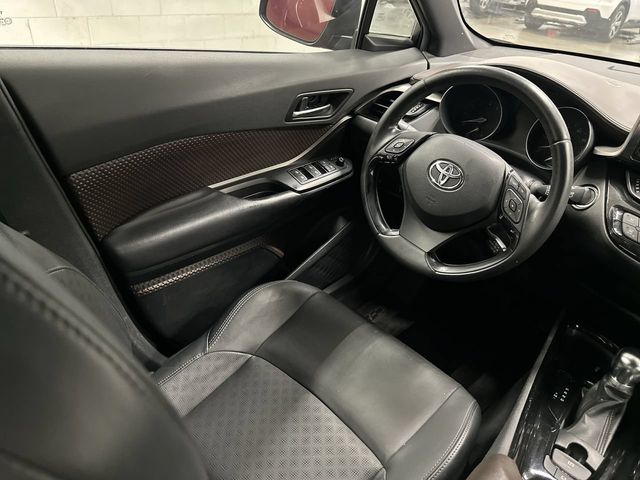 Thumbnail: 2019 Toyota C-HR - 2