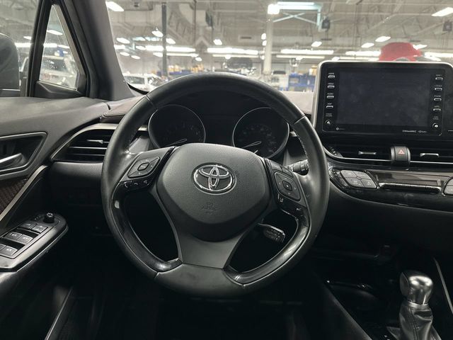 Thumbnail: 2019 Toyota C-HR - 4