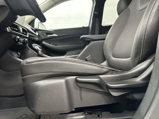 Thumbnail: 2025 Buick Encore GX - 30