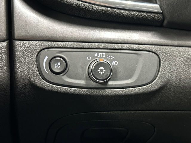 Thumbnail: 2020 Buick Encore - 25