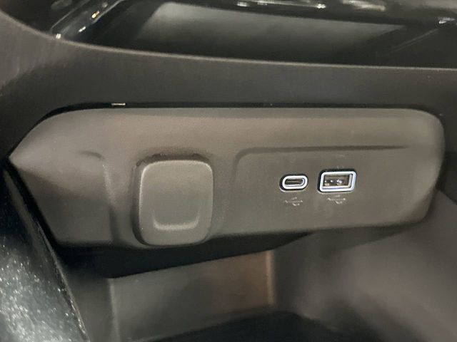 Thumbnail: 2025 Chevrolet Trax - 29