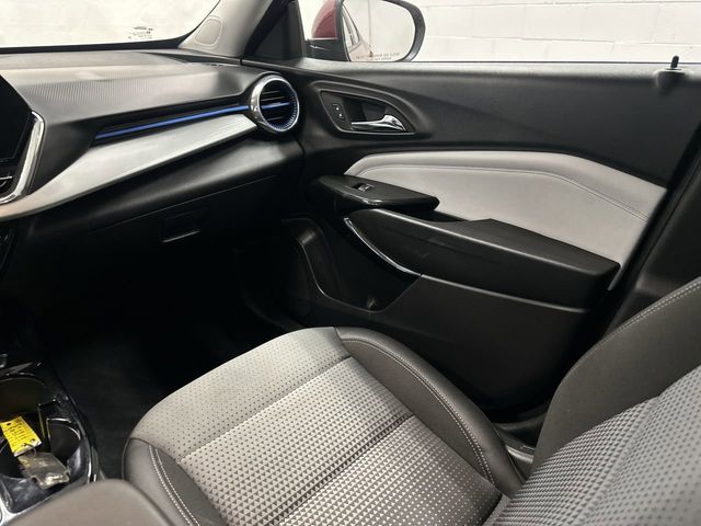 Thumbnail: 2025 Chevrolet Trax - 21