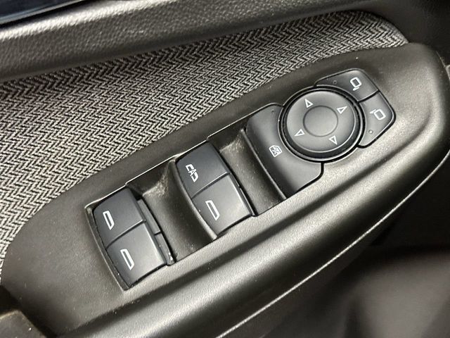 Thumbnail: 2023 Chevrolet TrailBlazer - 25